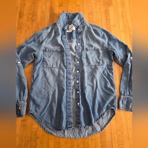 Lola River Blue Denim Button-Up Shirt XS